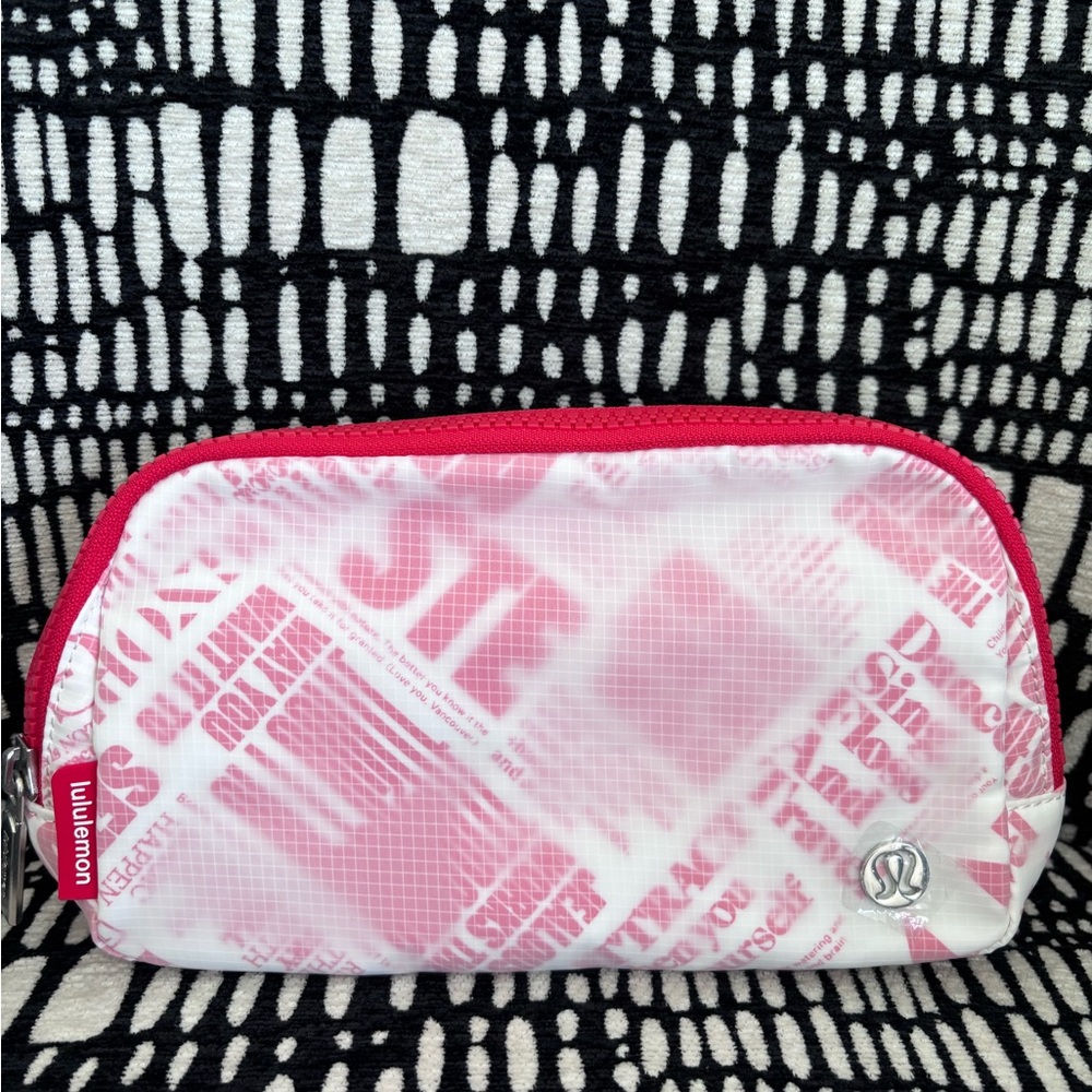 Lululemon Everywhere Belt Bag *Manifesto